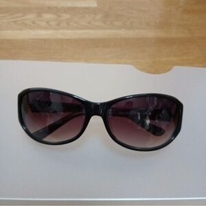 Stylish Black Sunglasses
